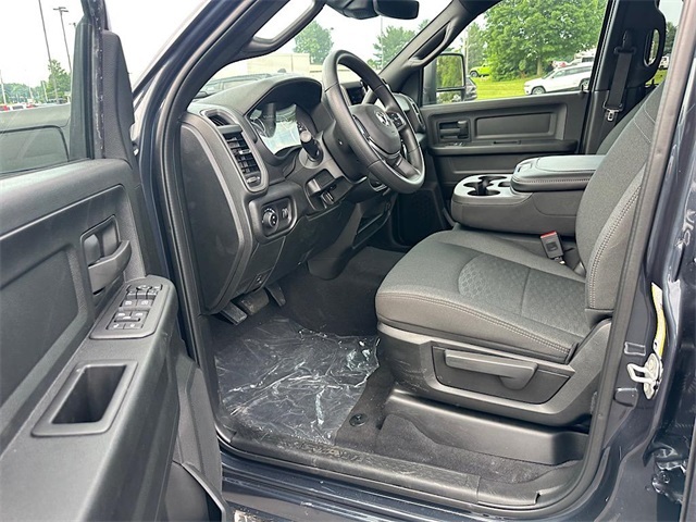 2025 Ram 2500 Tradesman photo 11