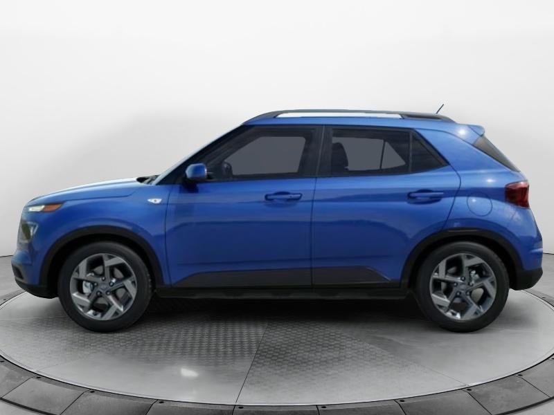 2025 Hyundai Venue SEL photo 2