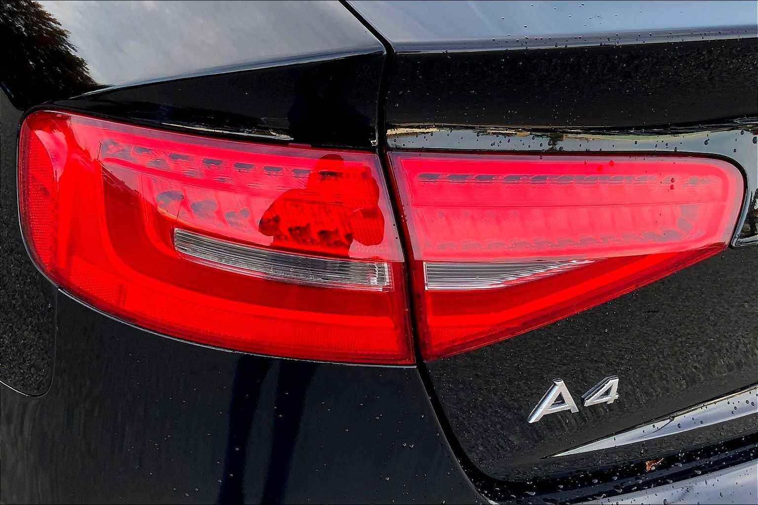 2014 Audi A4 Quattro Premium Plus photo 25
