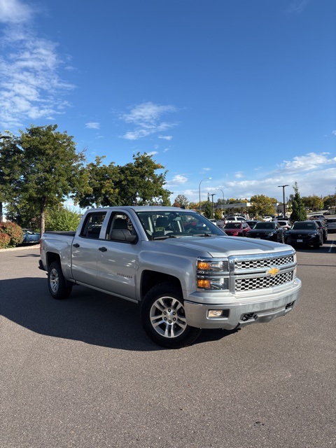 2014 Chevrolet Silverado 1500 LT photo 3