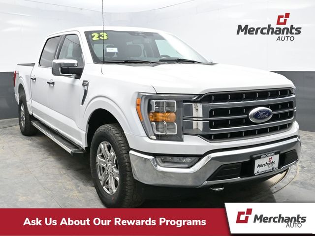 Used 2023 White Ford Lariat image 1