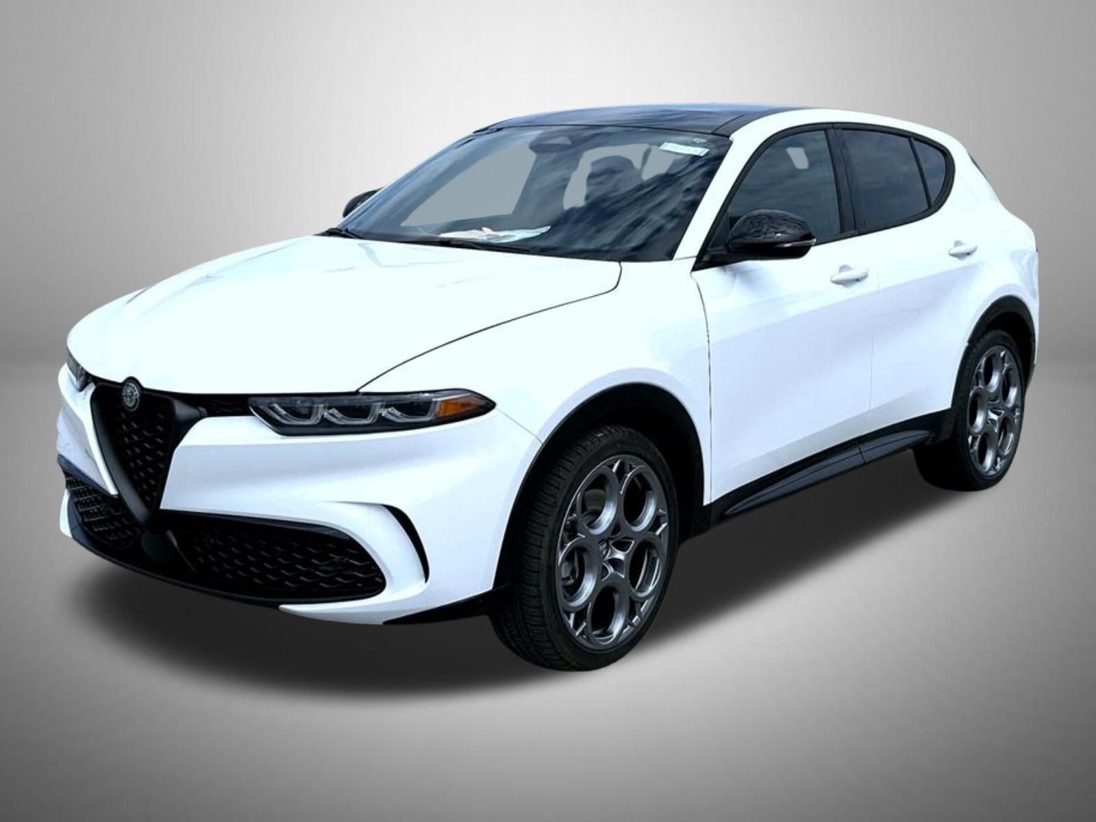 2025 Alfa Romeo Tonale Base's photo