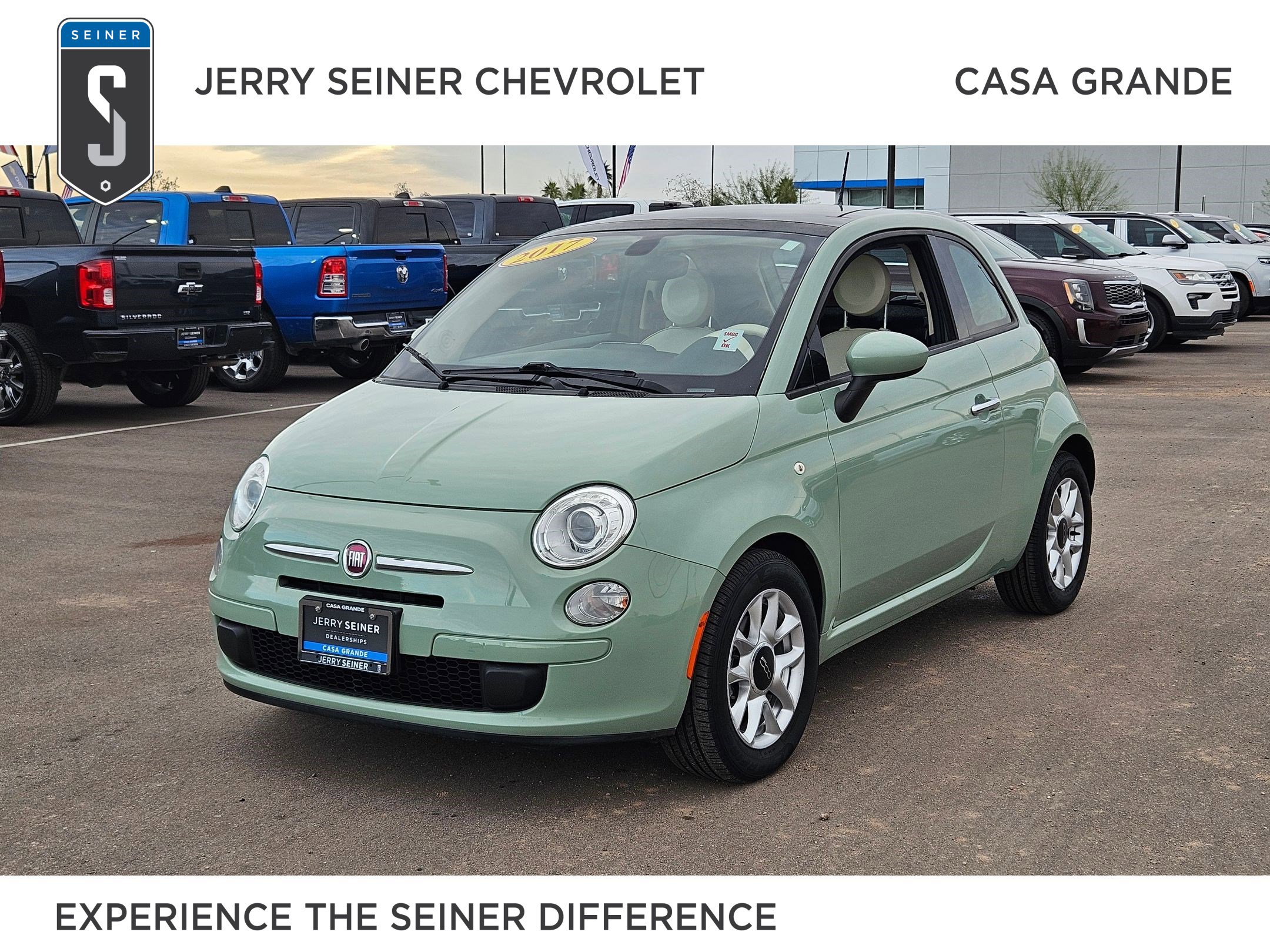 2017 FIAT 500 Pop's photo