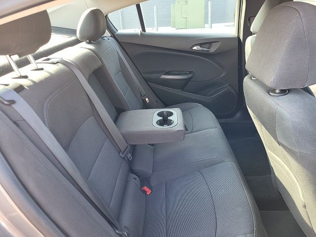 2018 Chevrolet Cruze LT photo 11