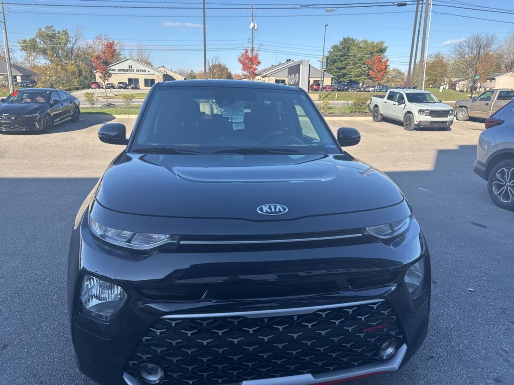 2021 Kia Soul GT-Line photo 3