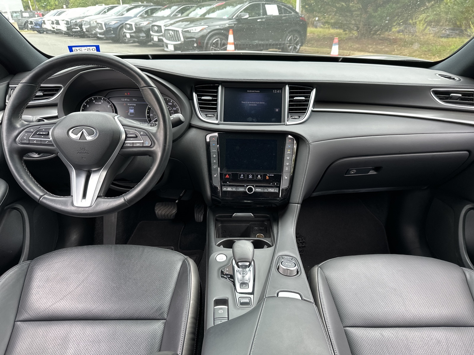2023 Infiniti QX55 Luxe photo 3