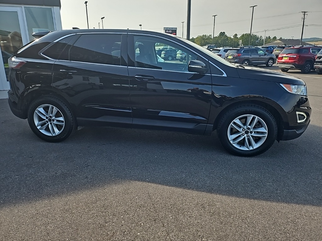 2016 Ford Edge SEL photo 4