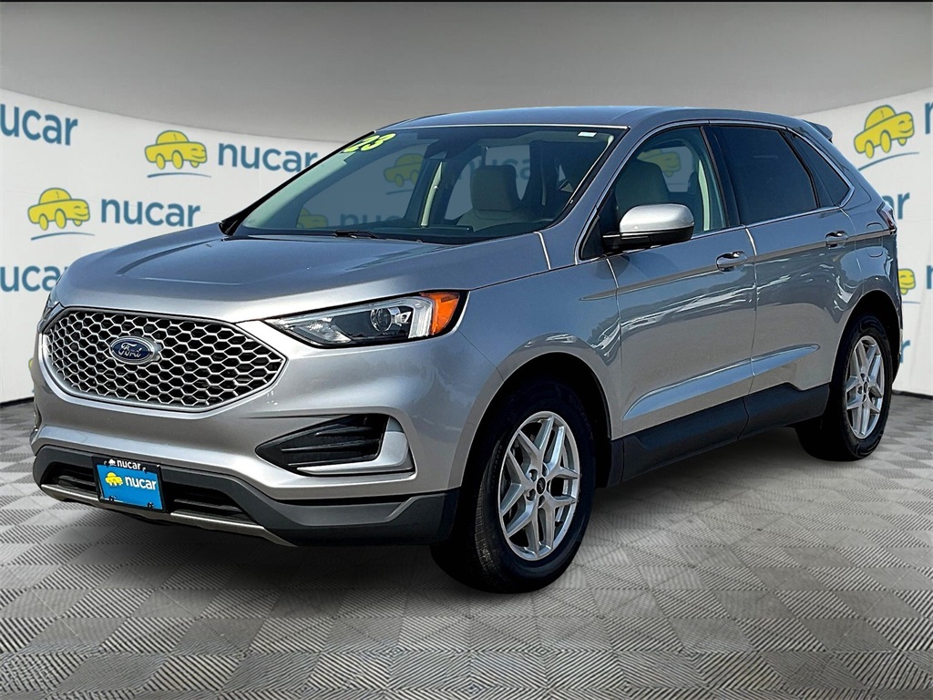 2023 Ford Edge SEL photo 3