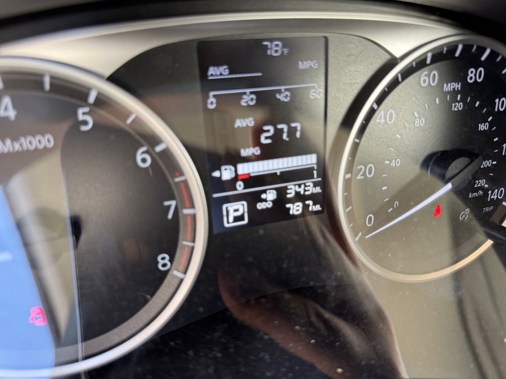 2025 Nissan Kicks Play S photo 10