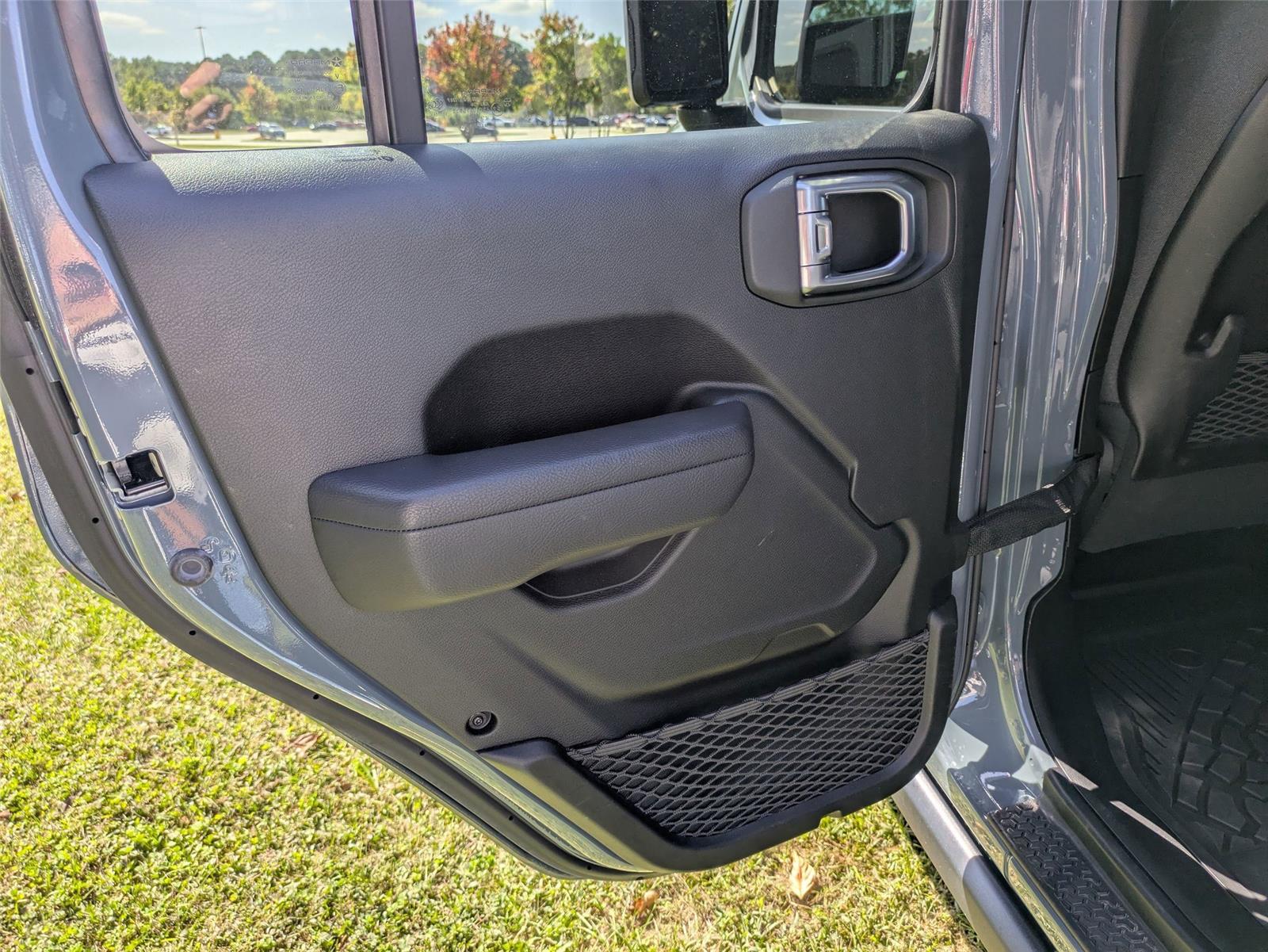 2024 Jeep Gladiator Rubicon photo 24