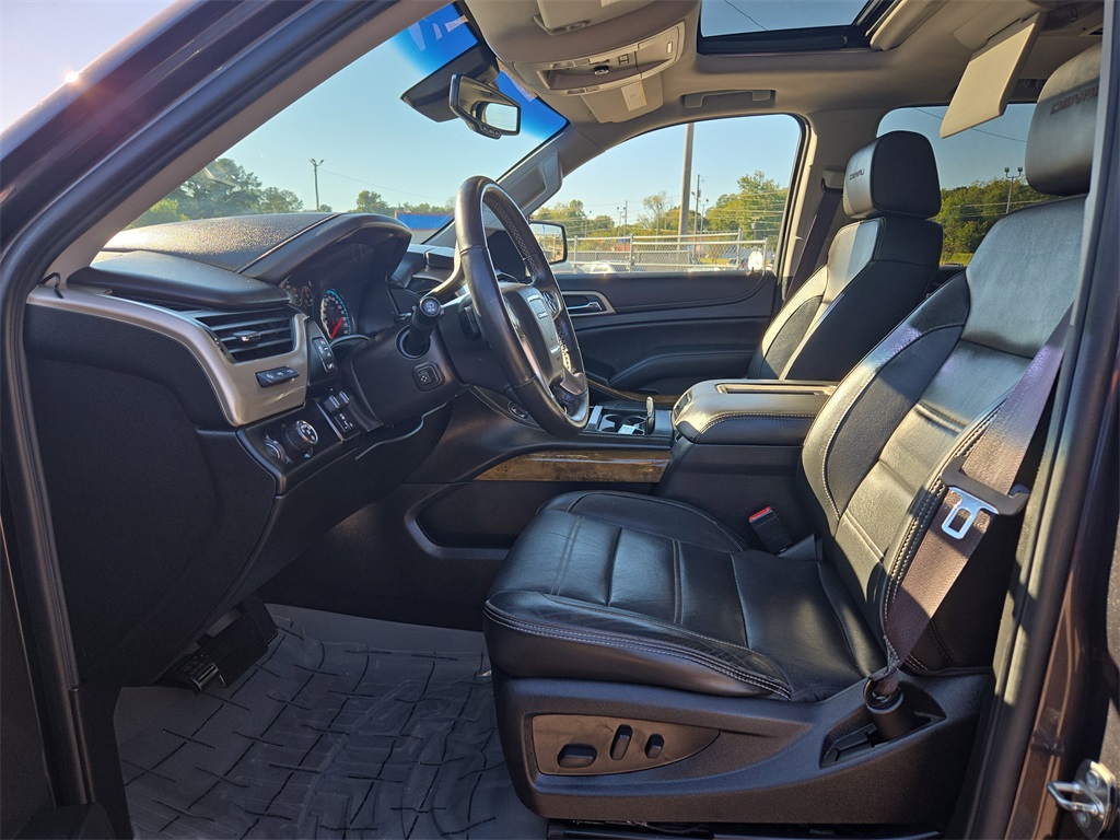 2017 Gmc Yukon XL Denali photo 3