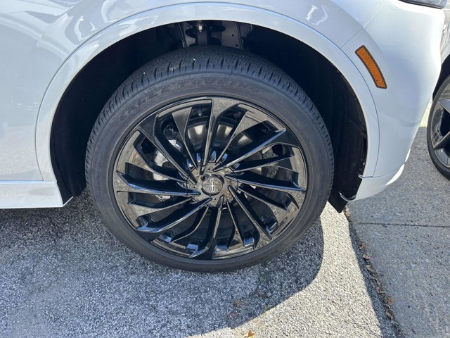2025 Lincoln Aviator Reserve photo 6