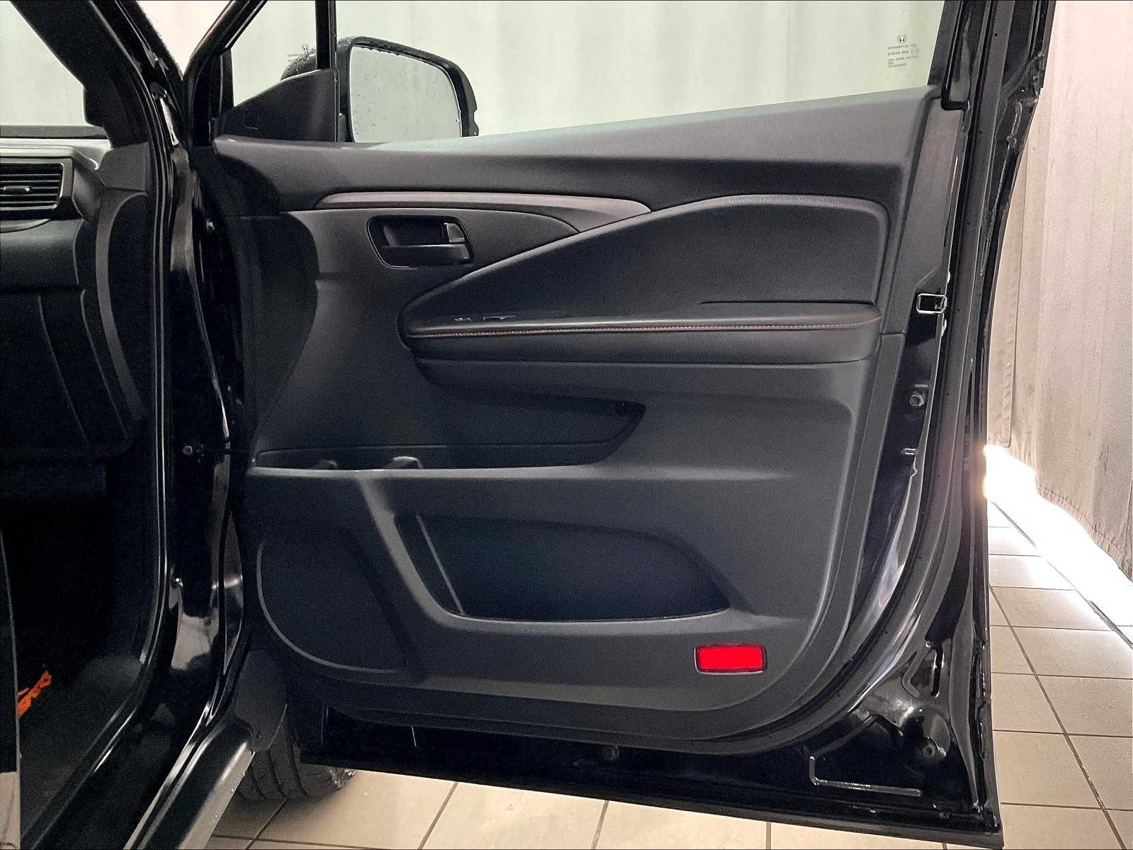 2022 Honda Passport TrailSport photo 12