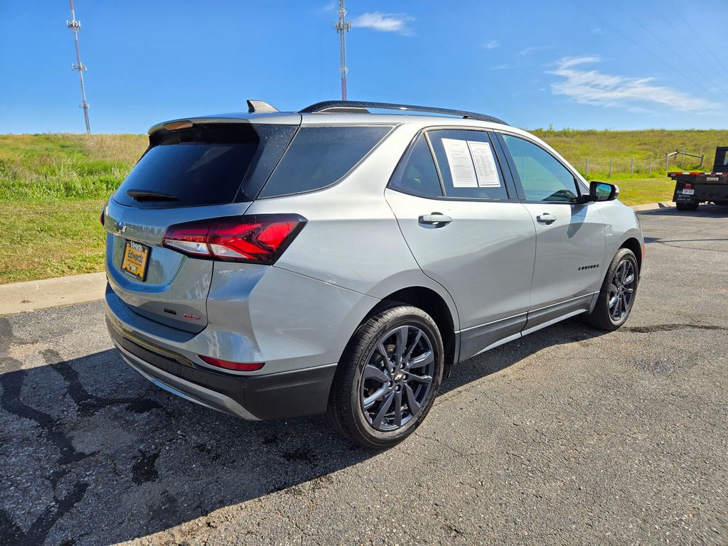 2024 Chevrolet Equinox RS photo 3