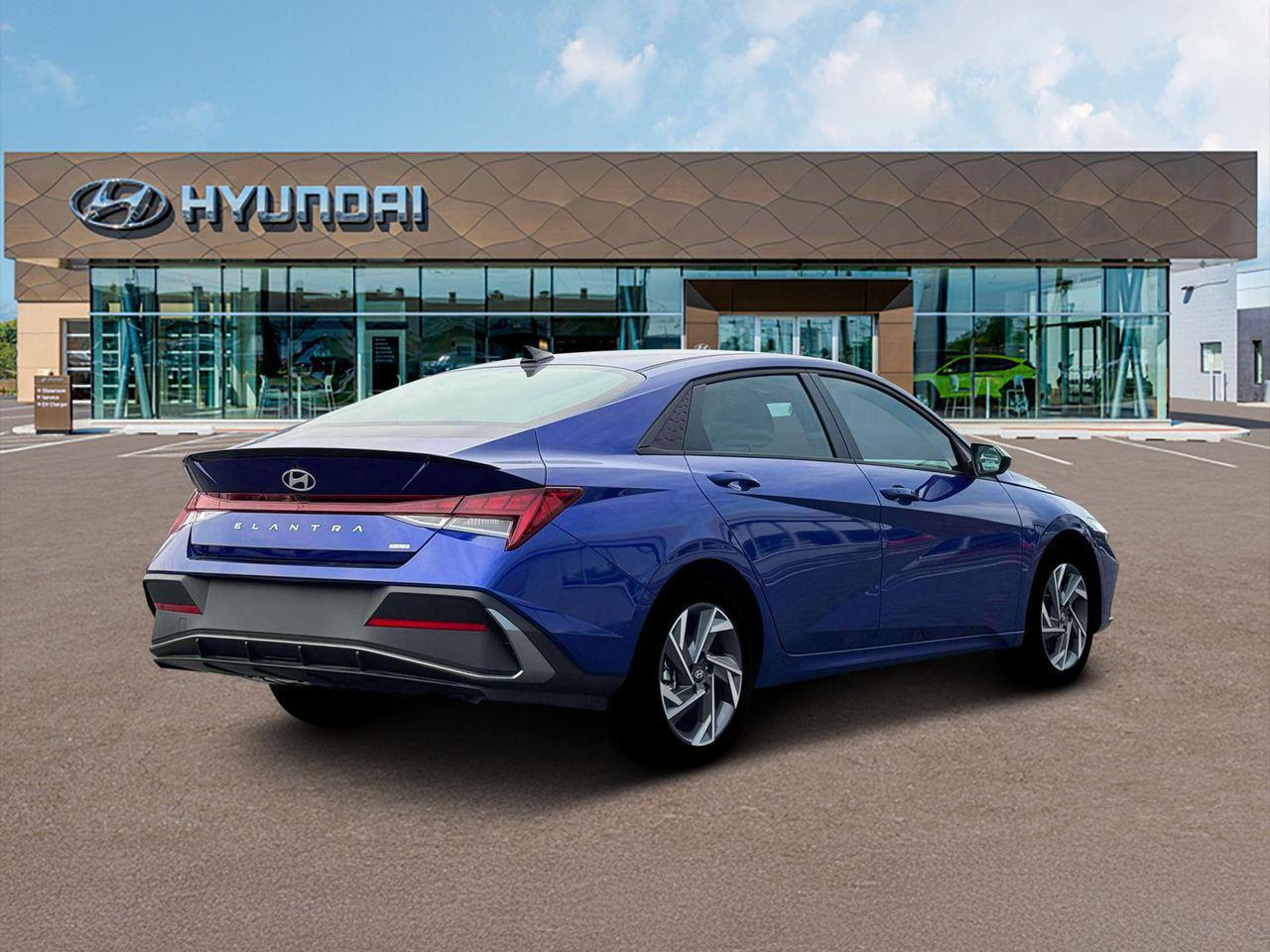 2025 Hyundai Elantra Hybrid SEL Sport photo 3