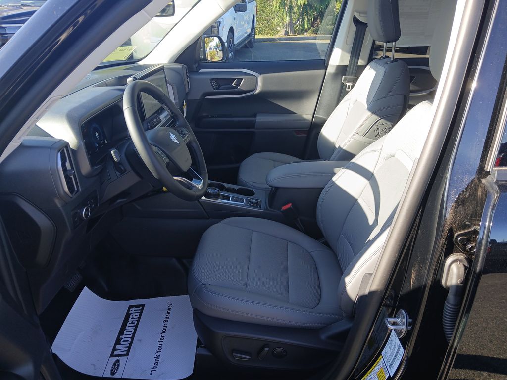 2025 Ford Bronco Sport Badlands photo 3