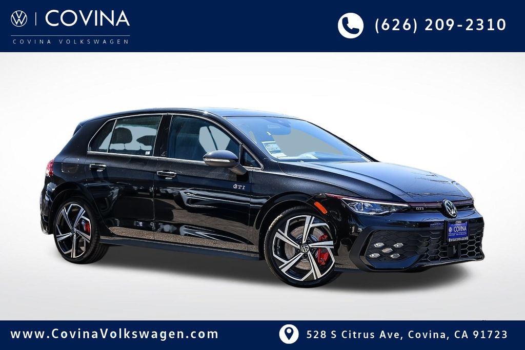 2025 Volkswagen Golf GTI SE's photo