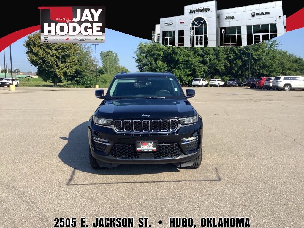 2024 Jeep Grand Cherokee Limited photo 2