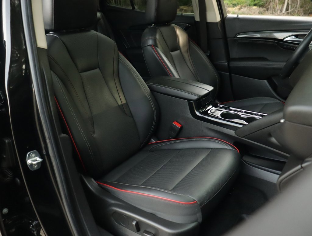 2023 Buick Envision Essence photo 27