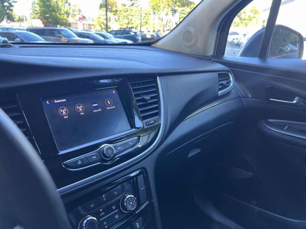 2022 Buick Encore Preferred photo 17