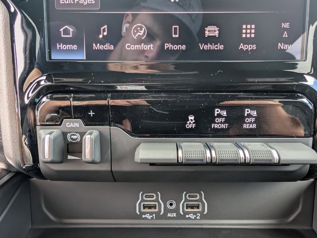2026 Ram 1500 Big Horn photo 18