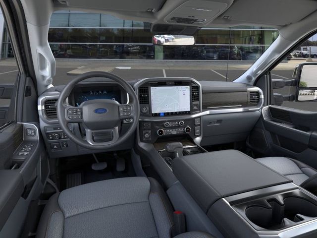 2025 Ford F-150 Lariat photo 8