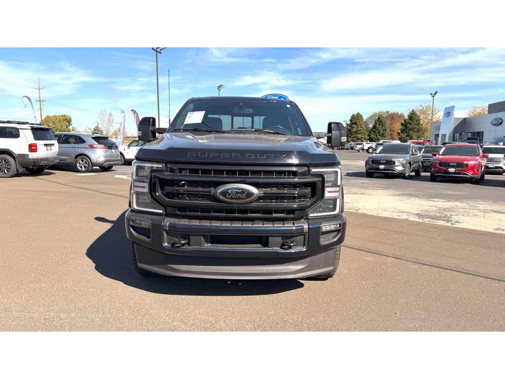 2022 Ford F-350 Lariat photo 3