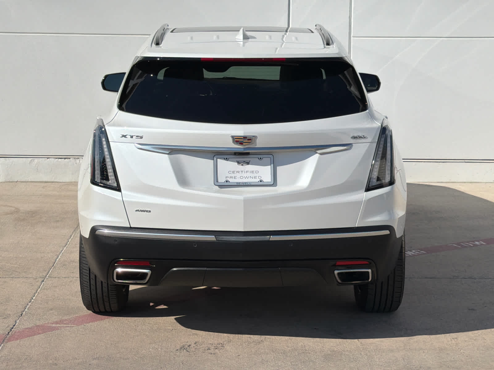 2023 Cadillac XT5 Sport photo 4