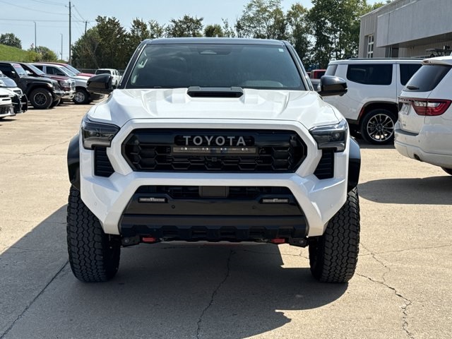 2025 Toyota Tacoma TRD Pro photo 9