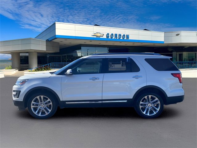 2016 Ford Explorer Limited photo 2