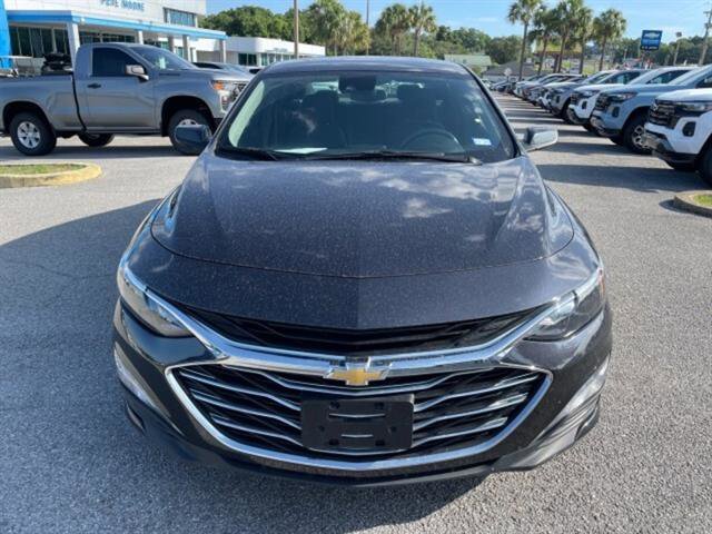 2023 Chevrolet Malibu 1LT photo 2