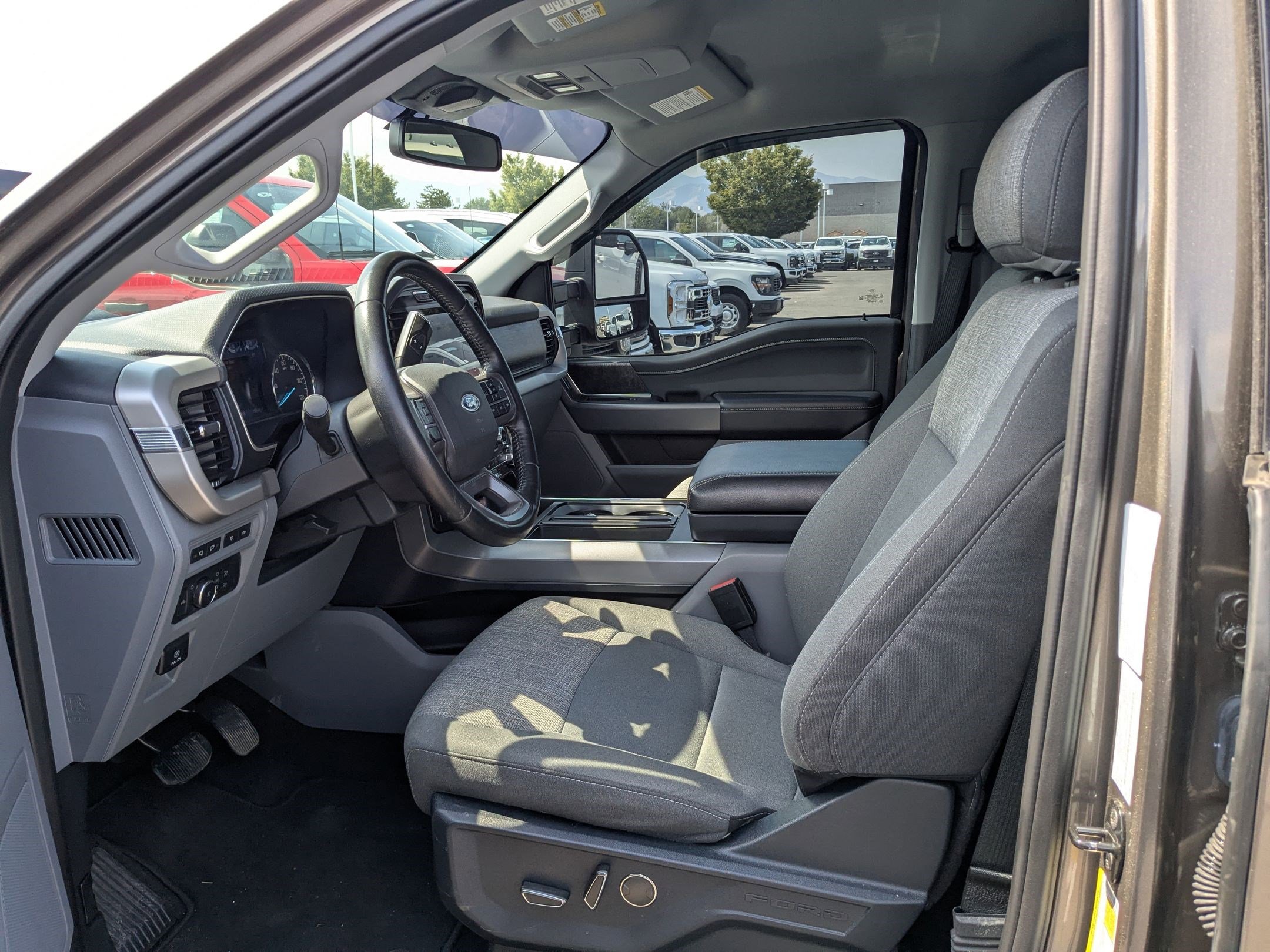 2021 Ford F-150 XLT photo 14