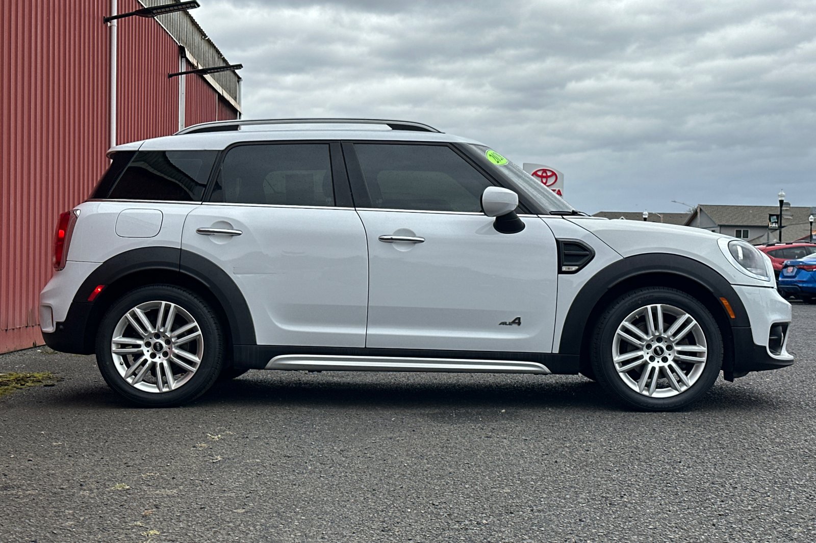 2020 Mini Countryman ALL4 photo 2