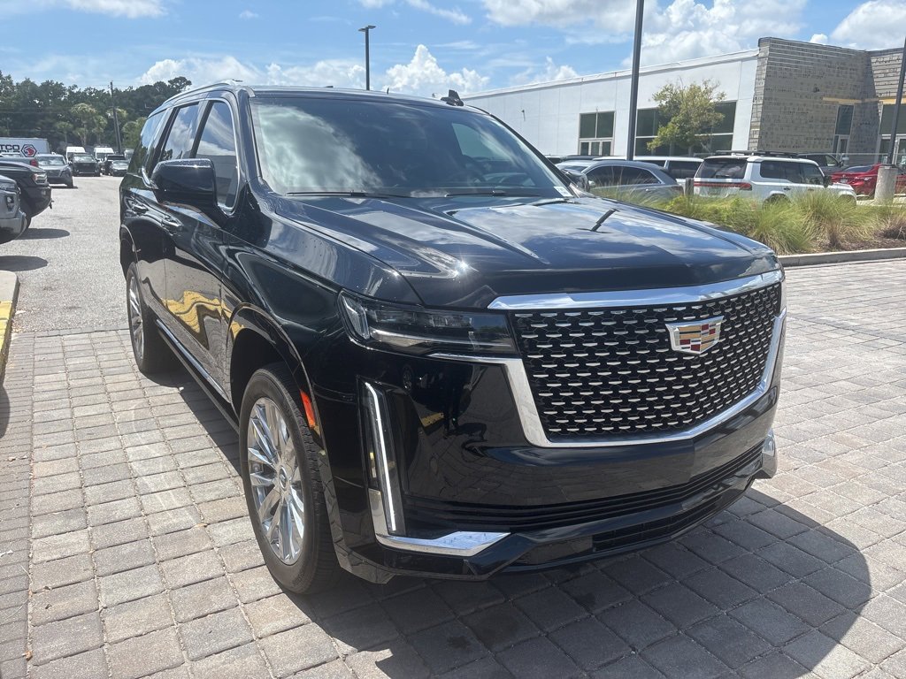 2023 Cadillac Escalade Premium Luxury photo 4