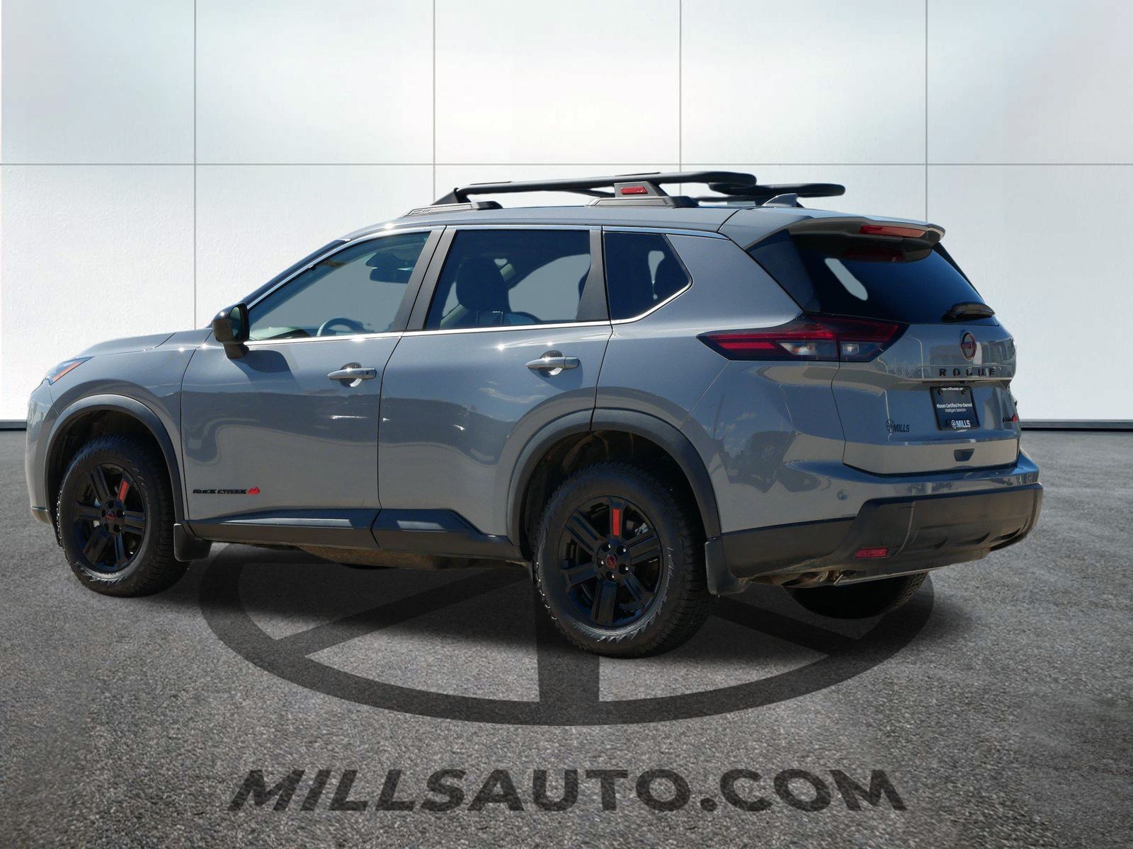 2025 Nissan Rogue SV photo 3