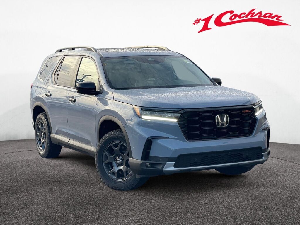 2025 Honda Pilot TrailSport's photo