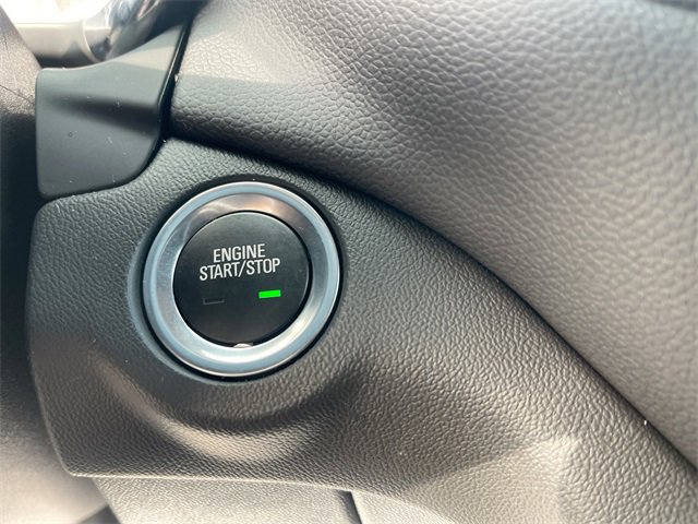 2022 Chevrolet Equinox LT photo 2