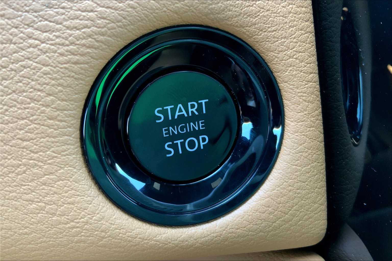 2025 Nissan Armada SL photo 19