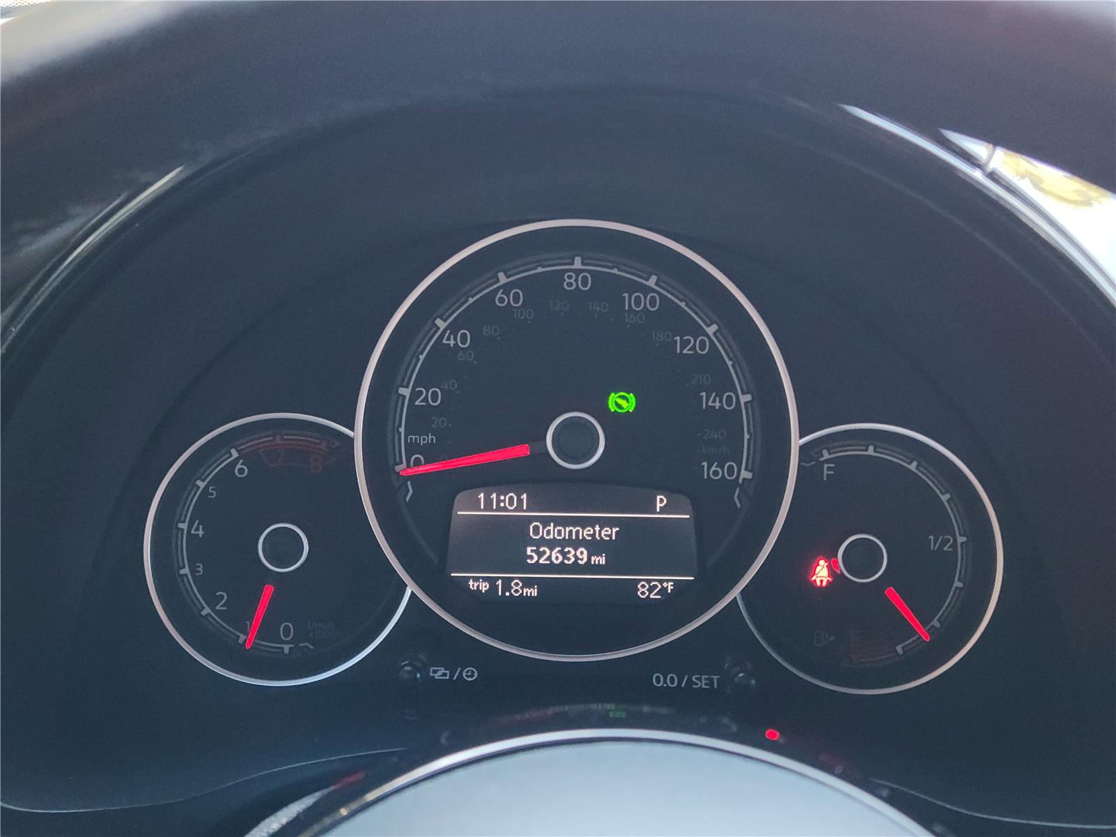 2019 Volkswagen Beetle S photo 18