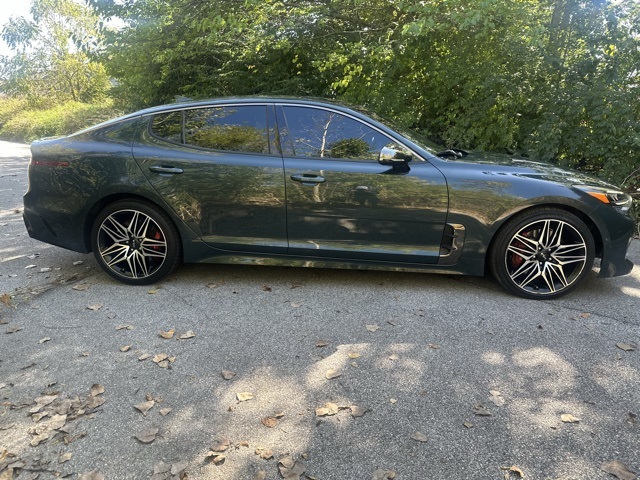 2022 Kia Stinger GT1 photo 4