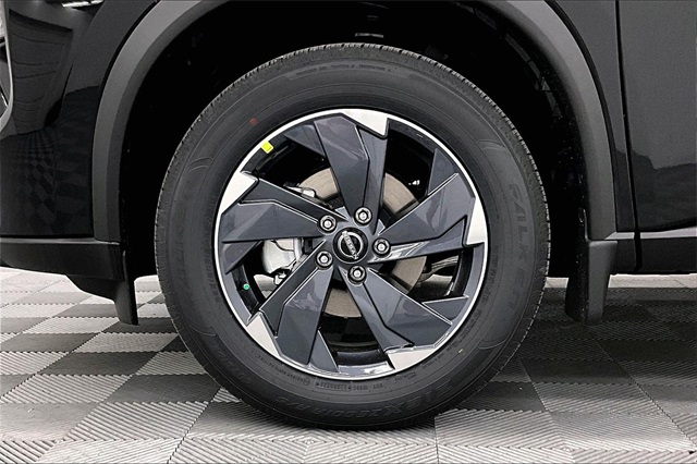 2025 Nissan Rogue SV photo 11