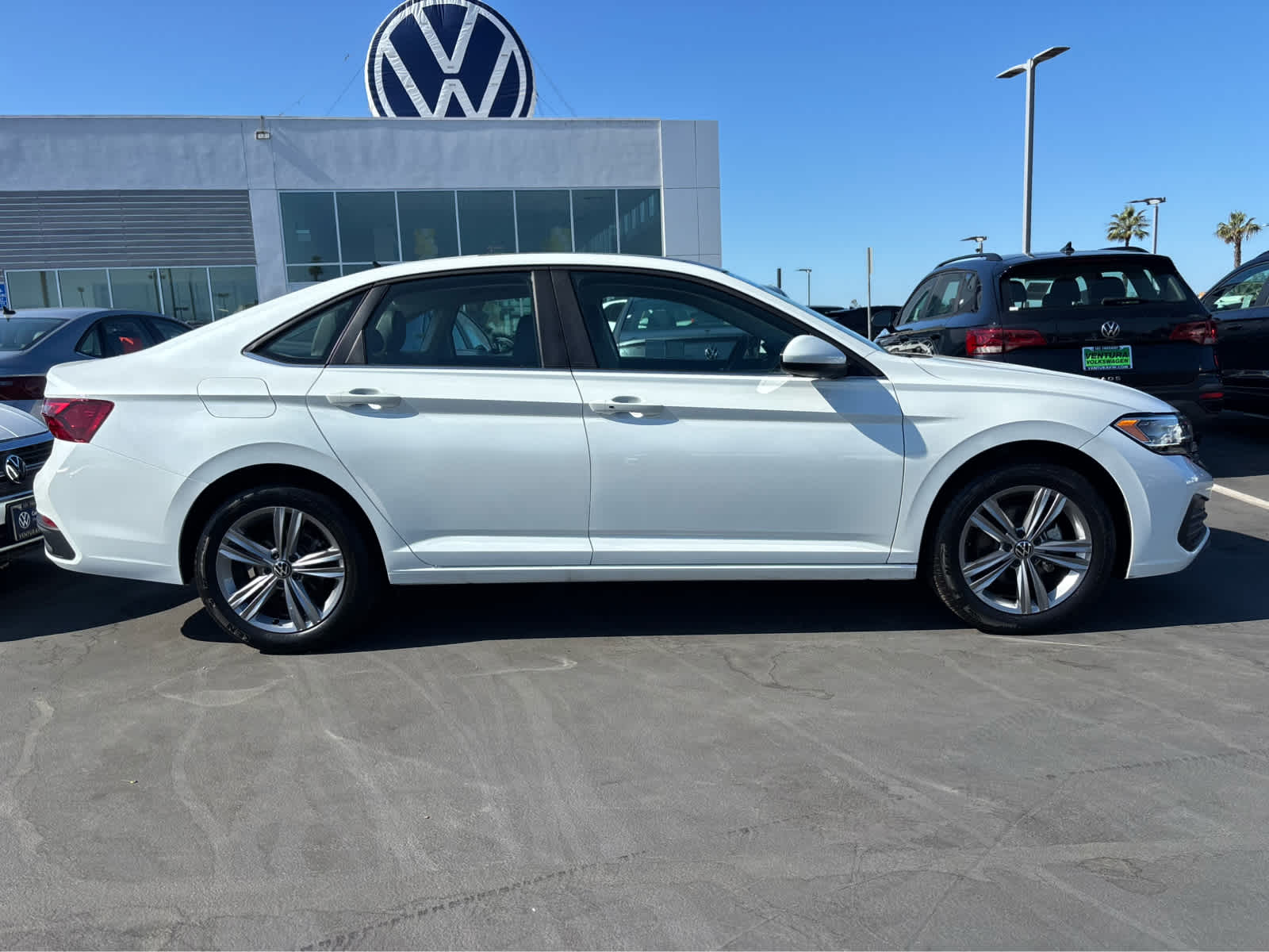 3VW7M7BU8RM076942