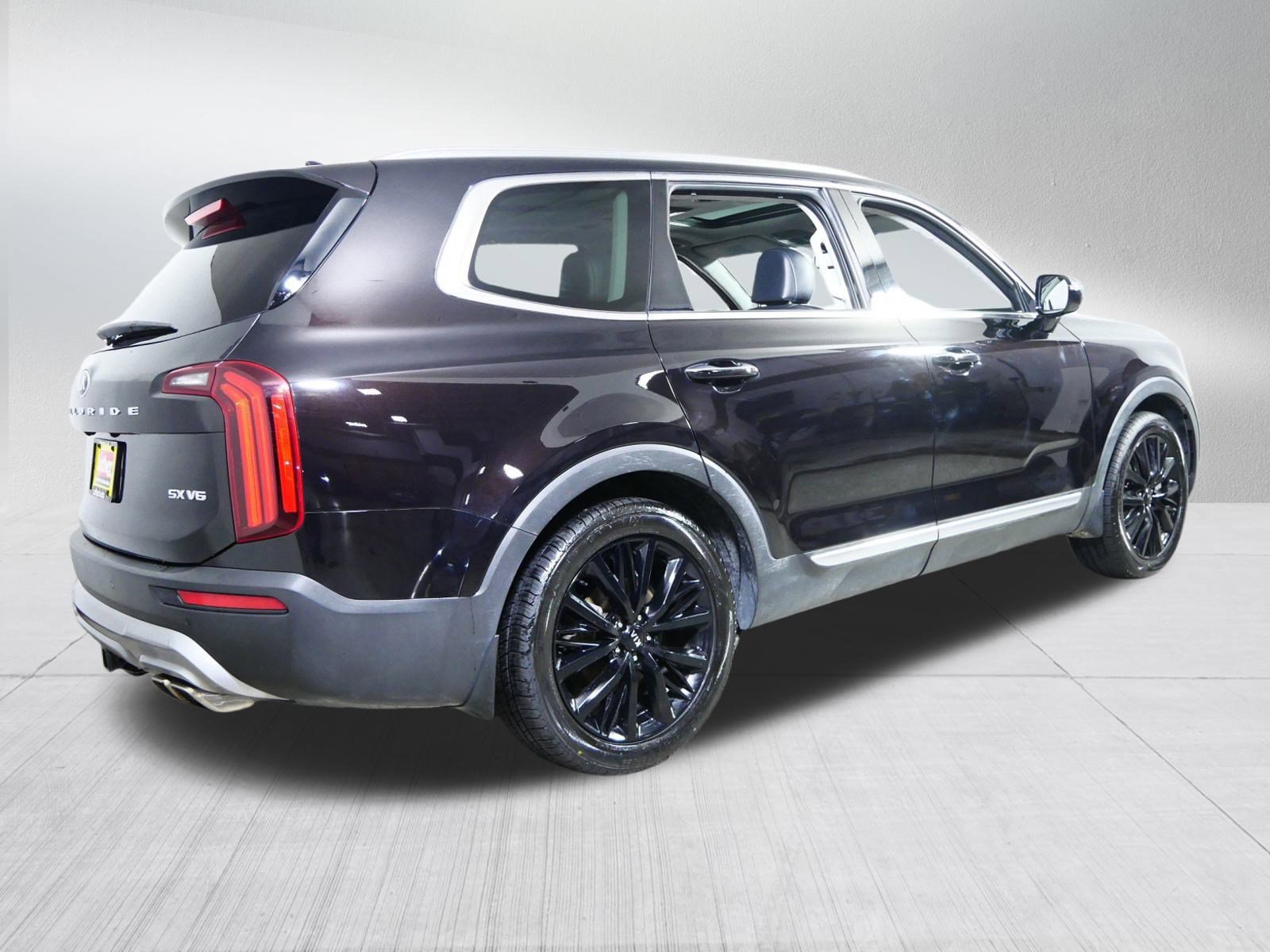 2020 Kia Telluride SX photo 2