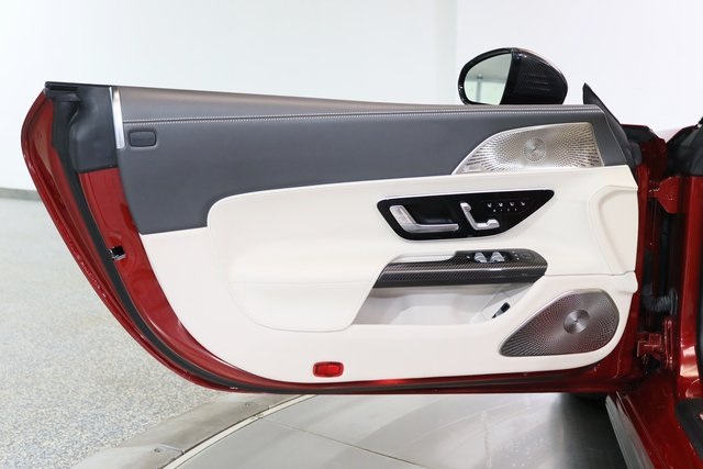 2022 Mercedes Benz SL AMG 63 photo 19