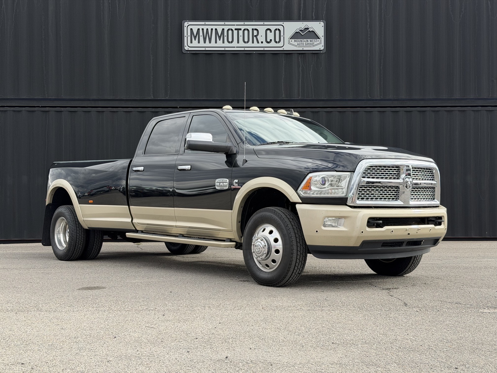 2015 RAM Ram 3500 Pickup Laramie Longhorn's photo