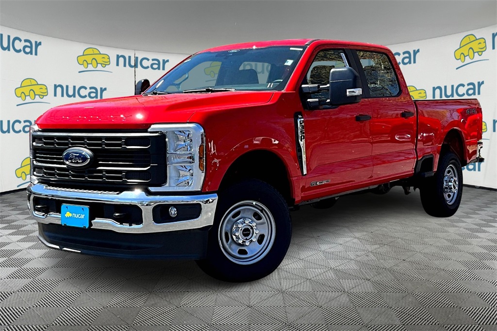 2025 Ford F-350 photo 3