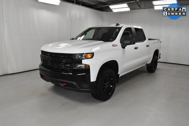 2021 Chevrolet Silverado 1500 Custom Trail Boss photo 2