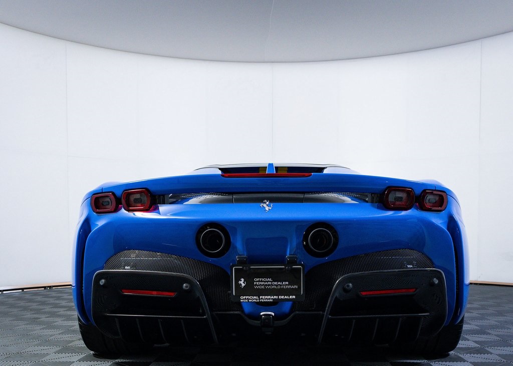 2025 Ferrari SF90 Spider Base photo 13