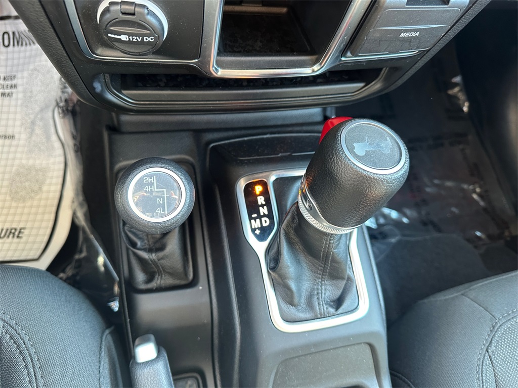 2023 Jeep Wrangler Sport photo 31