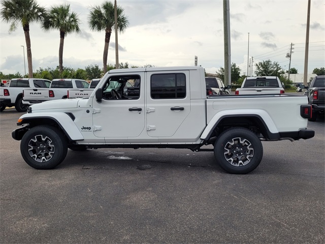 2025 Jeep Gladiator Sport S photo 4